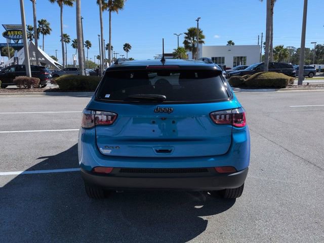 Used 2024 Jeep Compass Latitude w/ Altitude Special Edition image 5