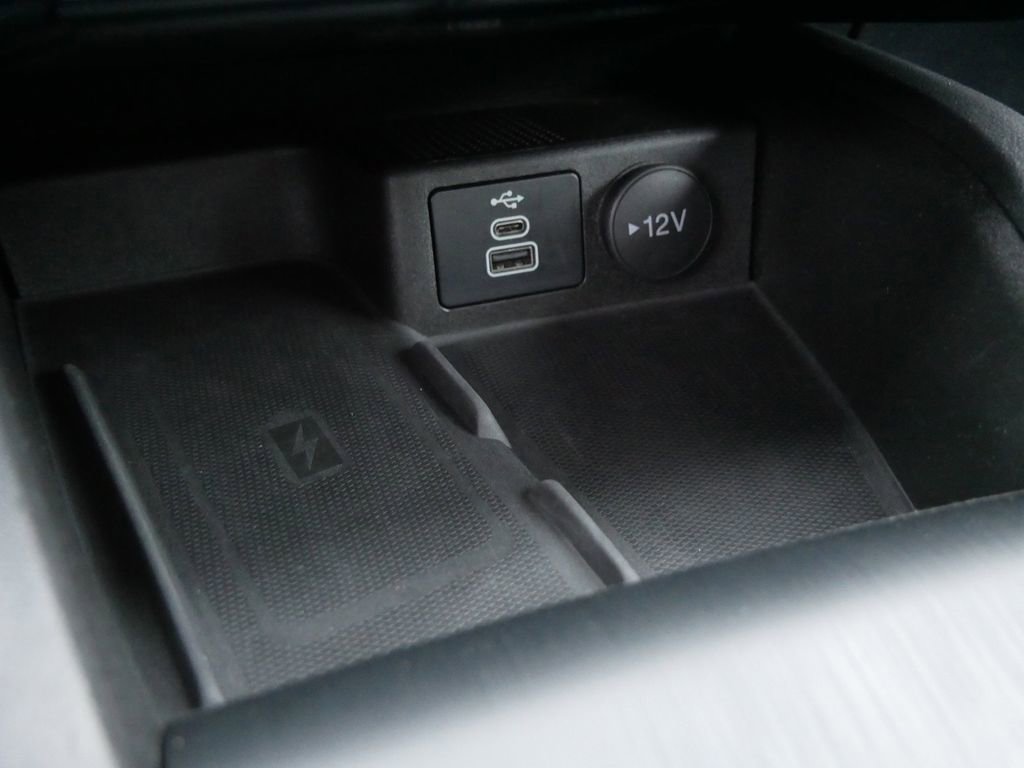 Certified 2024 Ford Escape Platinum image 24