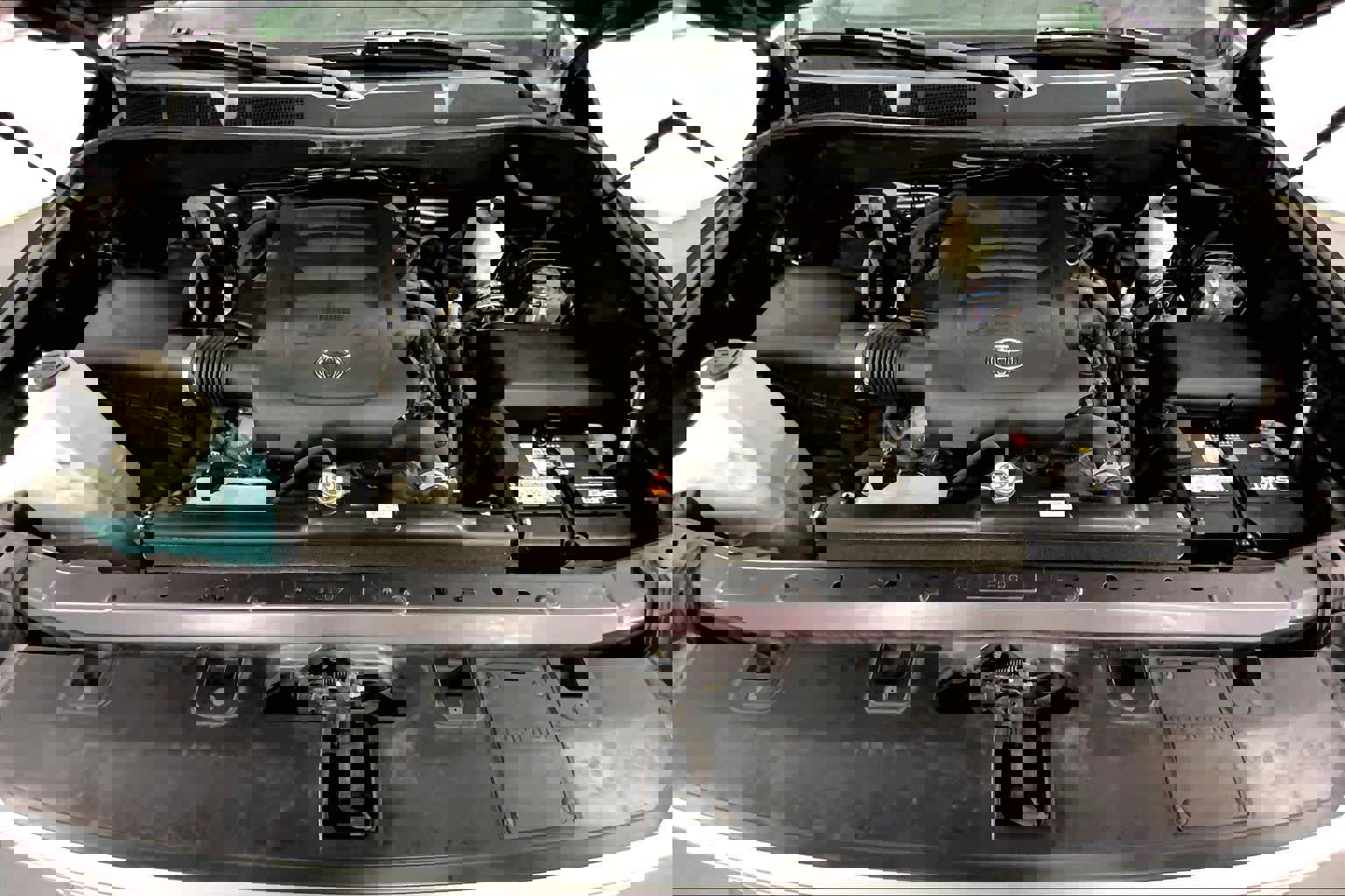 Used 2018 Toyota Tundra Limited image 29