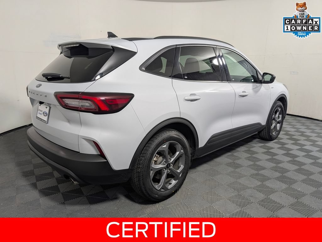 Certified 2025 Ford Escape ST-Line FWD image 2
