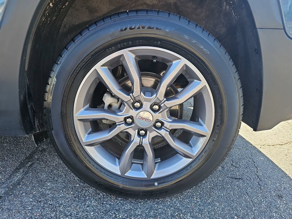 Used 2024 GMC Terrain SLT FWD image 33