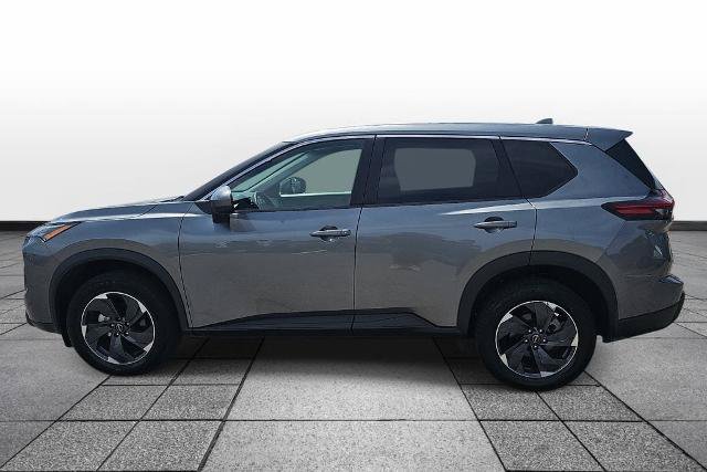Used 2024 Nissan Rogue SV AWD/4WD image 8