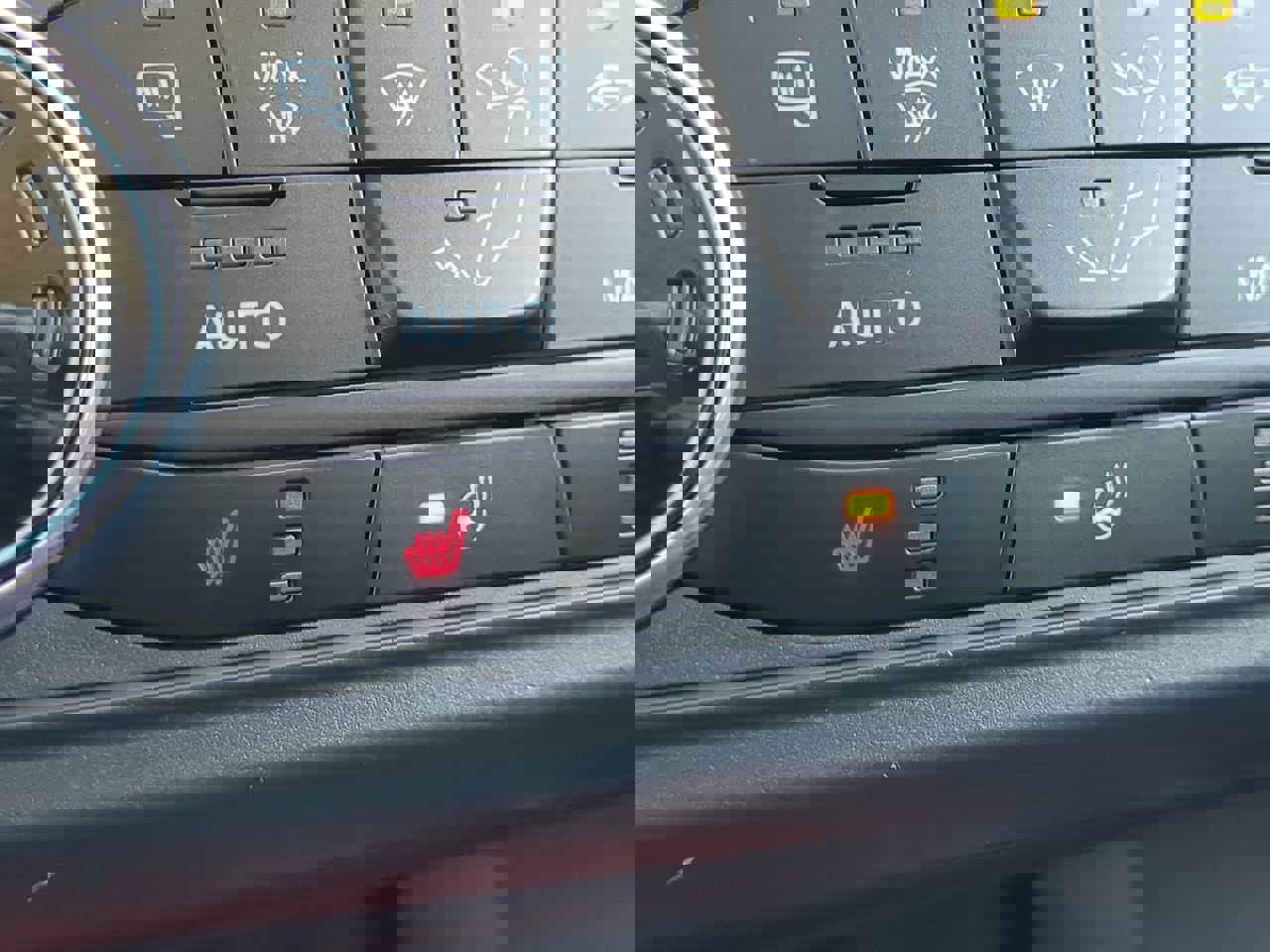 Certified 2024 Ford Maverick XLT w/ XLT Luxury Package image 20