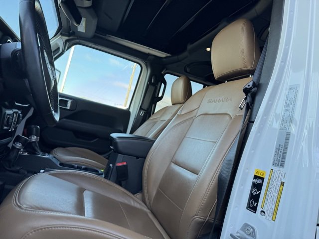 Used 2023 Jeep Wrangler Unlimited Sahara w/ Cold Weather Group image 9