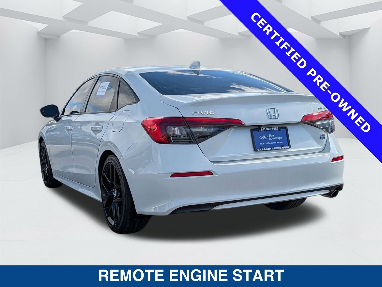 Used 2024 Honda Civic Sport image 2