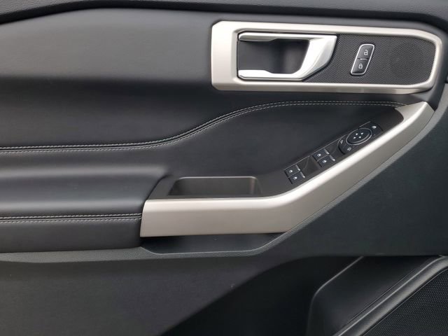 Certified 2024 Ford Explorer XLT w/ Equipment Group 202A image 8