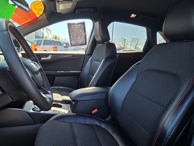 Certified 2023 Ford Escape ST-Line Select image 12