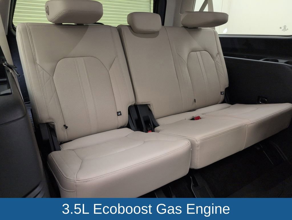Certified 2023 Ford Expedition Max Platinum image 18