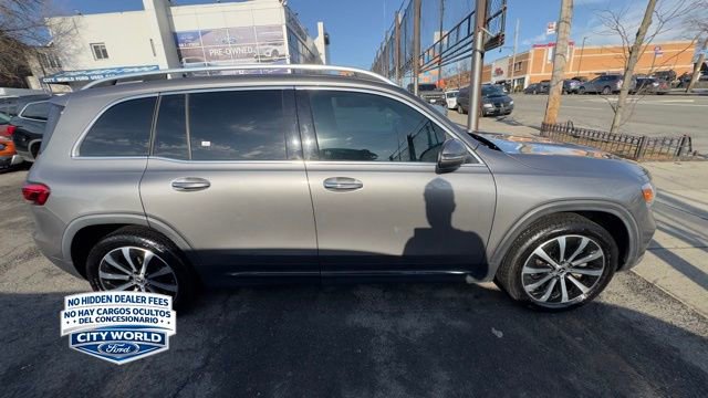 Used 2022 Mercedes-Benz GLB 250 w/ Premium Package Lite image 6