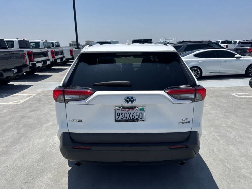 Used 2020 Toyota RAV4 LE w/ All Weather Liner Package AWD/4WD image 4