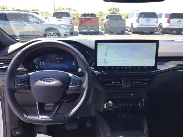 Certified 2025 Ford Escape ST-Line Elite w/ Class II Trailer Tow Package AWD/4WD image 10