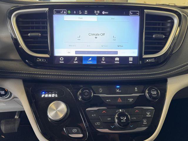 Used 2022 Chrysler Pacifica Touring-L image 27
