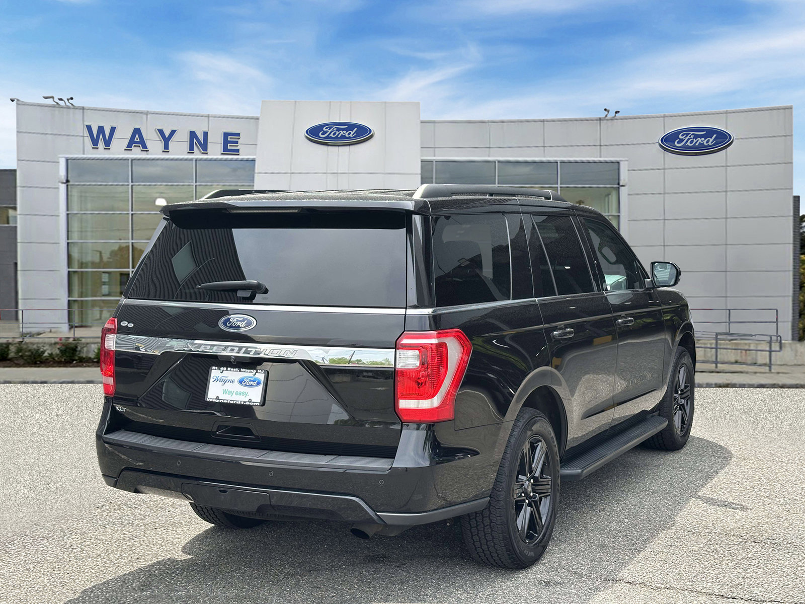 Certified 2020 Ford Expedition XLT w/ Black Accent Package AWD/4WD image 5