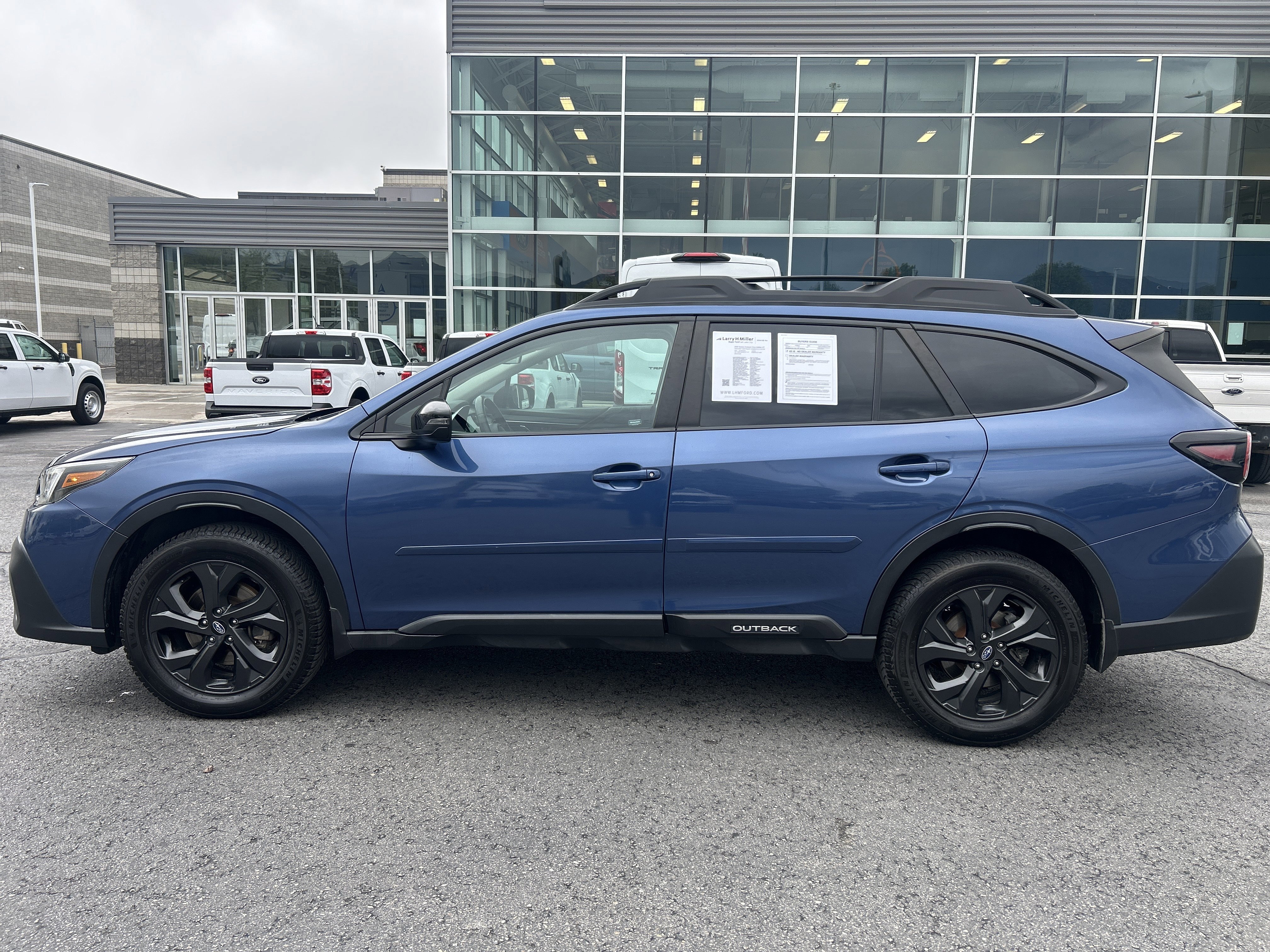 Used 2020 Subaru Outback Onyx Edition XT image 2