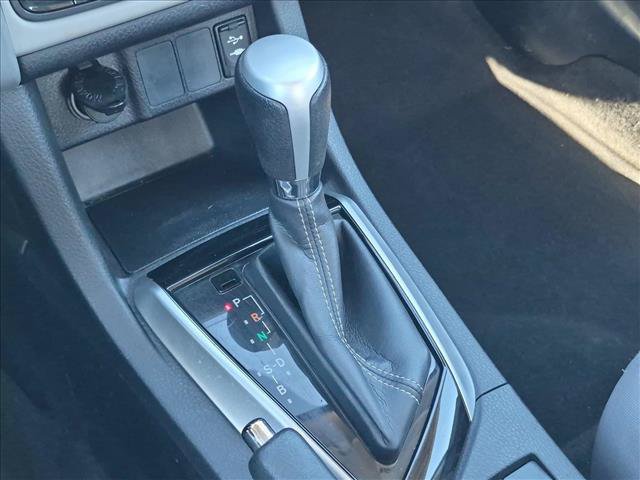 Used 2017 Toyota Corolla LE w/ Carpet Mat Package (TMS) FWD image 12