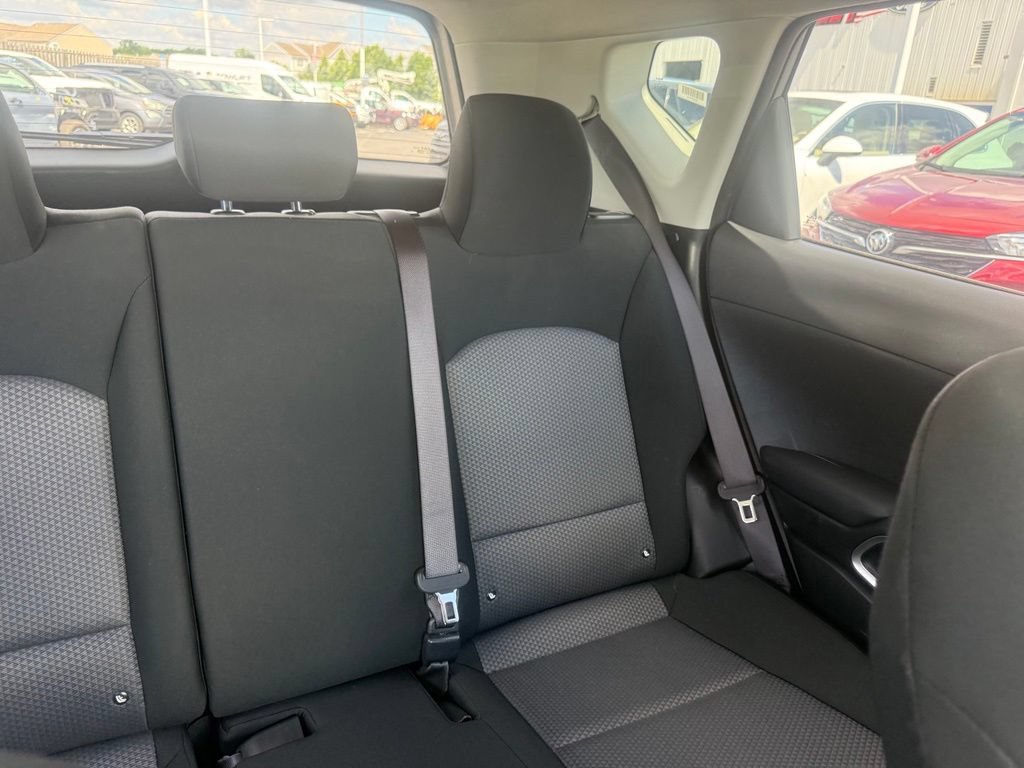 Used 2025 Kia Soul LX w/ LX Technology Package FWD image 49