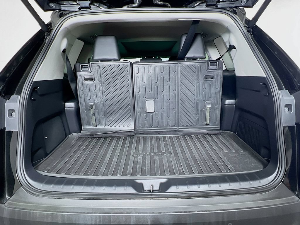 Used 2024 Toyota Grand Highlander AWD image 33