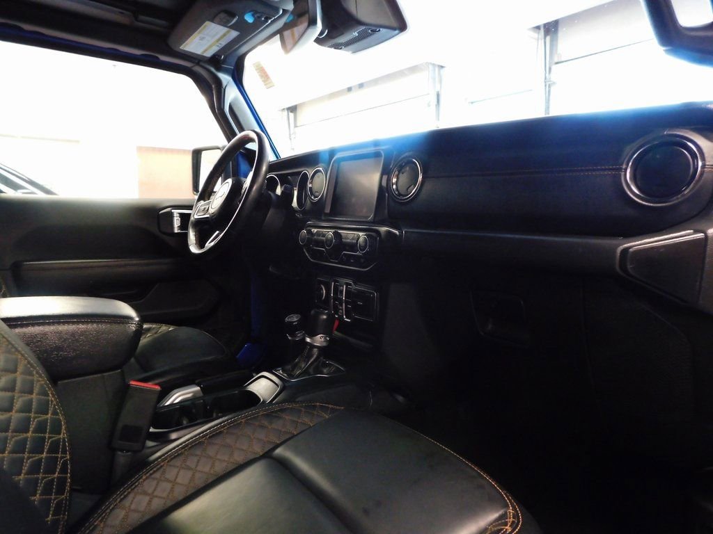 Used 2022 Jeep Wrangler Unlimited Sahara image 42