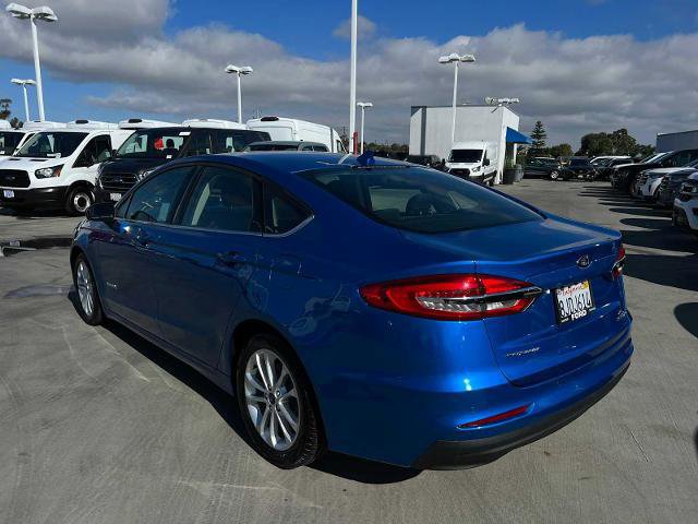 Certified 2019 Ford Fusion SE image 4