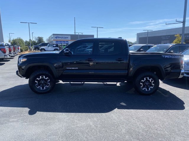 Used 2021 Toyota Tacoma TRD Off-Road AWD/4WD image 4