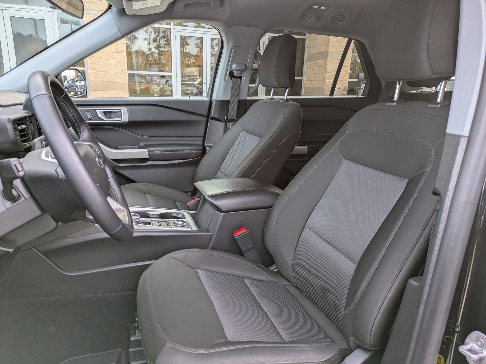 Certified 2023 Ford Explorer XLT image 23