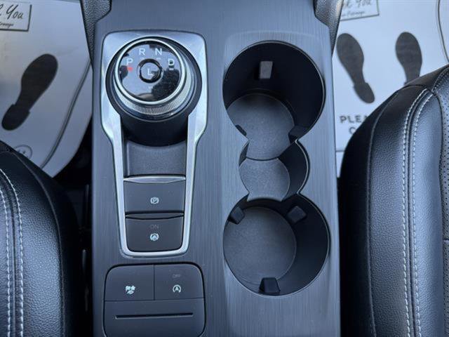 Certified 2022 Ford Escape SEL image 17