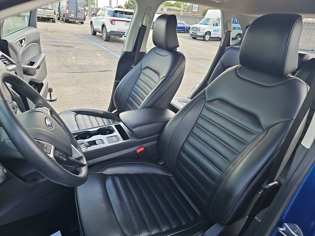 Certified 2024 Ford Edge SEL AWD/4WD image 14