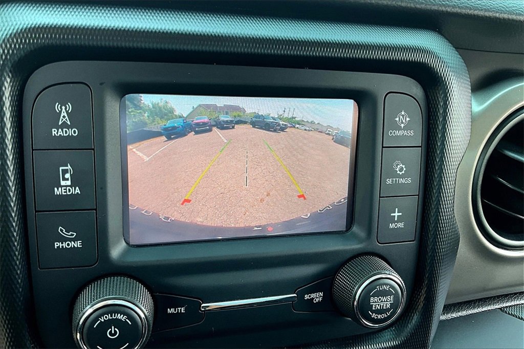 Used 2020 Jeep Wrangler Unlimited Sport image 21