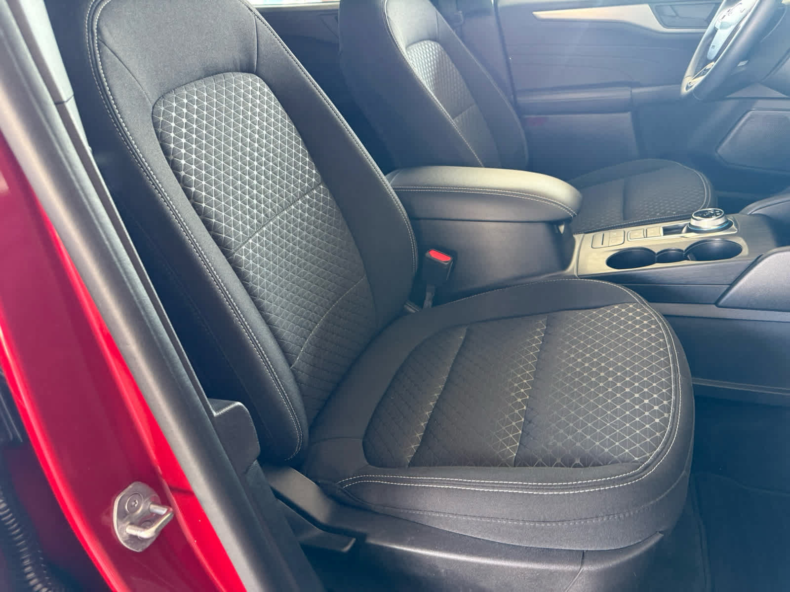 Certified 2023 Ford Escape Active AWD/4WD image 8