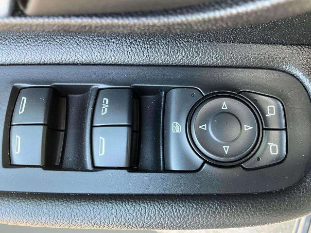 Used 2021 GMC Terrain SLT image 21