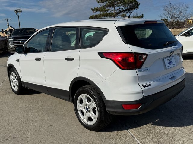 Certified 2019 Ford Escape S image 3