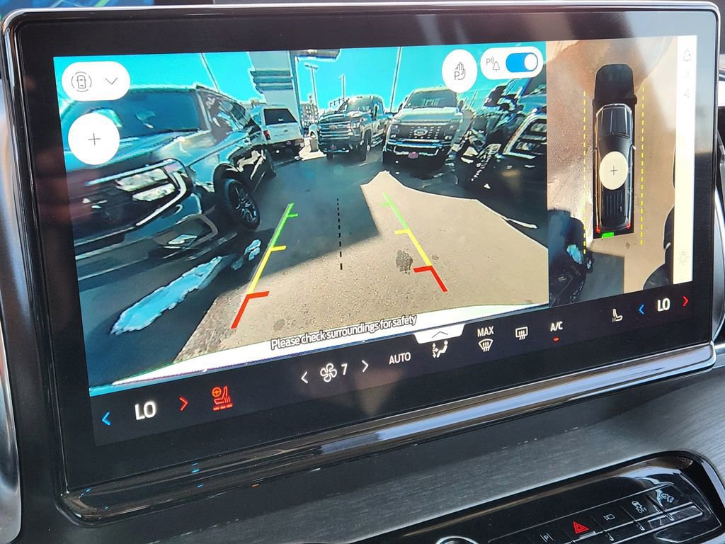 Certified 2025 Ford Expedition Platinum w/ Driver's Package image 28