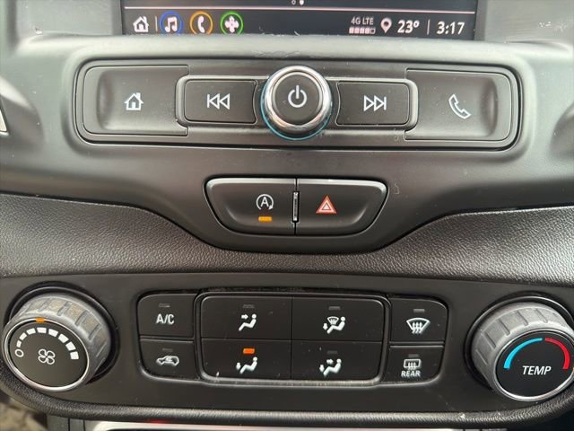 Used 2024 GMC Terrain SLE image 28