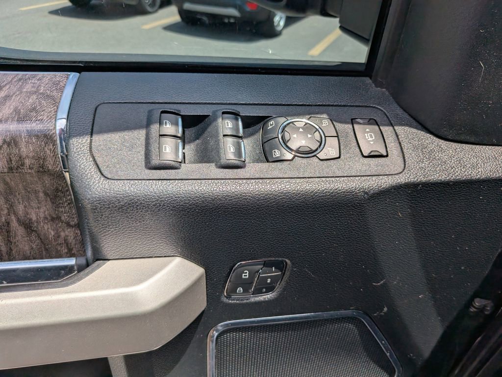 Certified 2018 Ford F250 Lariat w/ Lariat Ultimate Package AWD/4WD image 20