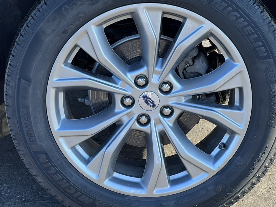 Certified 2023 Ford Explorer Limited w/ Limited Technology Package image 12