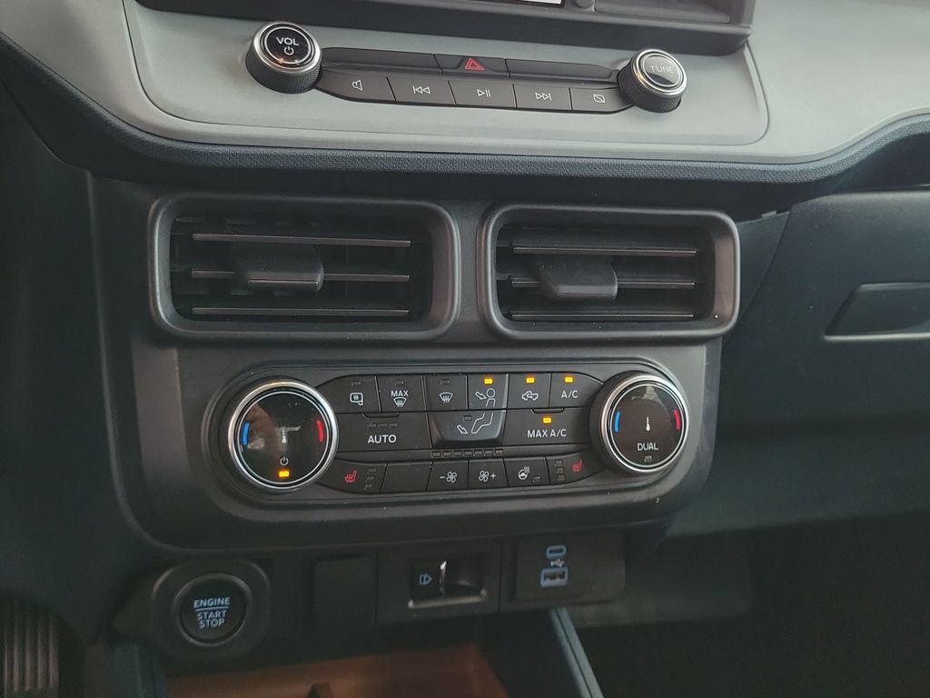 Certified 2024 Ford Maverick Lariat FWD image 28