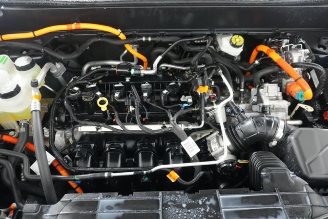 Certified 2023 Ford Maverick Lariat w/ Lariat Luxury Package FWD image 39