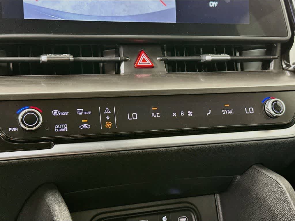 Used 2025 Kia Sportage EX FWD image 20