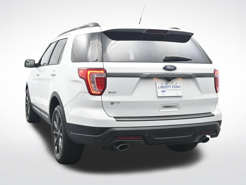 Certified 2018 Ford Explorer XLT w/ Equipment Group 202A FWD image 9