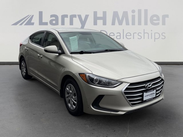 Used 2017 Hyundai Elantra SE image 7