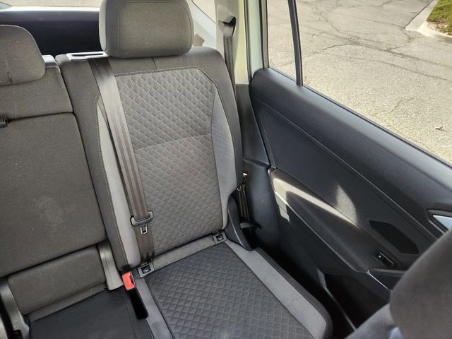 Used 2020 Volkswagen Tiguan S image 18