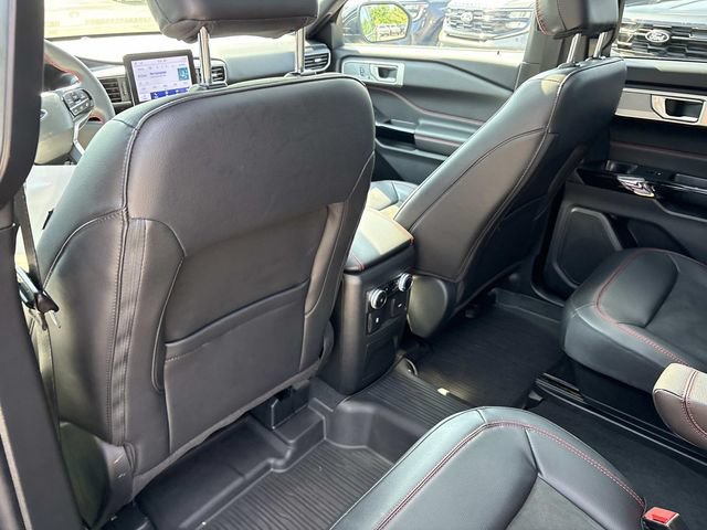 Certified 2023 Ford Explorer ST-Line w/ Class IV Trailer Tow Package AWD/4WD image 17