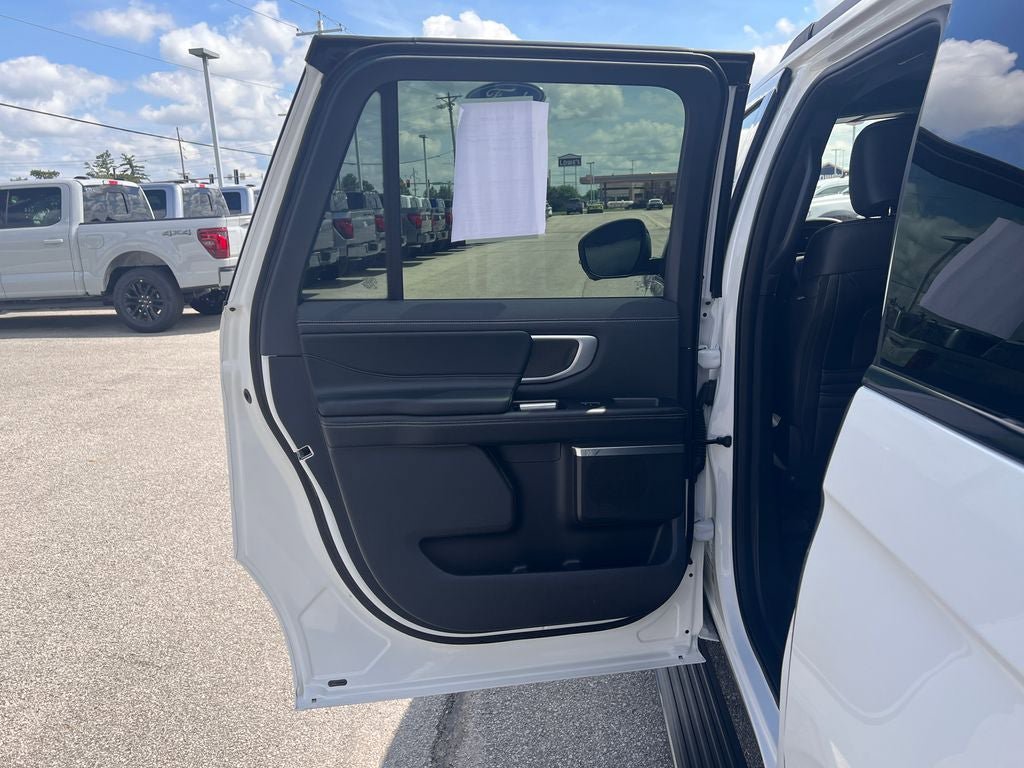 Certified 2025 Ford Expedition Max Platinum w/ Stealth Appearance Package AWD/4WD image 15