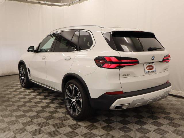 Used 2026 BMW X5 sDrive40i image 5