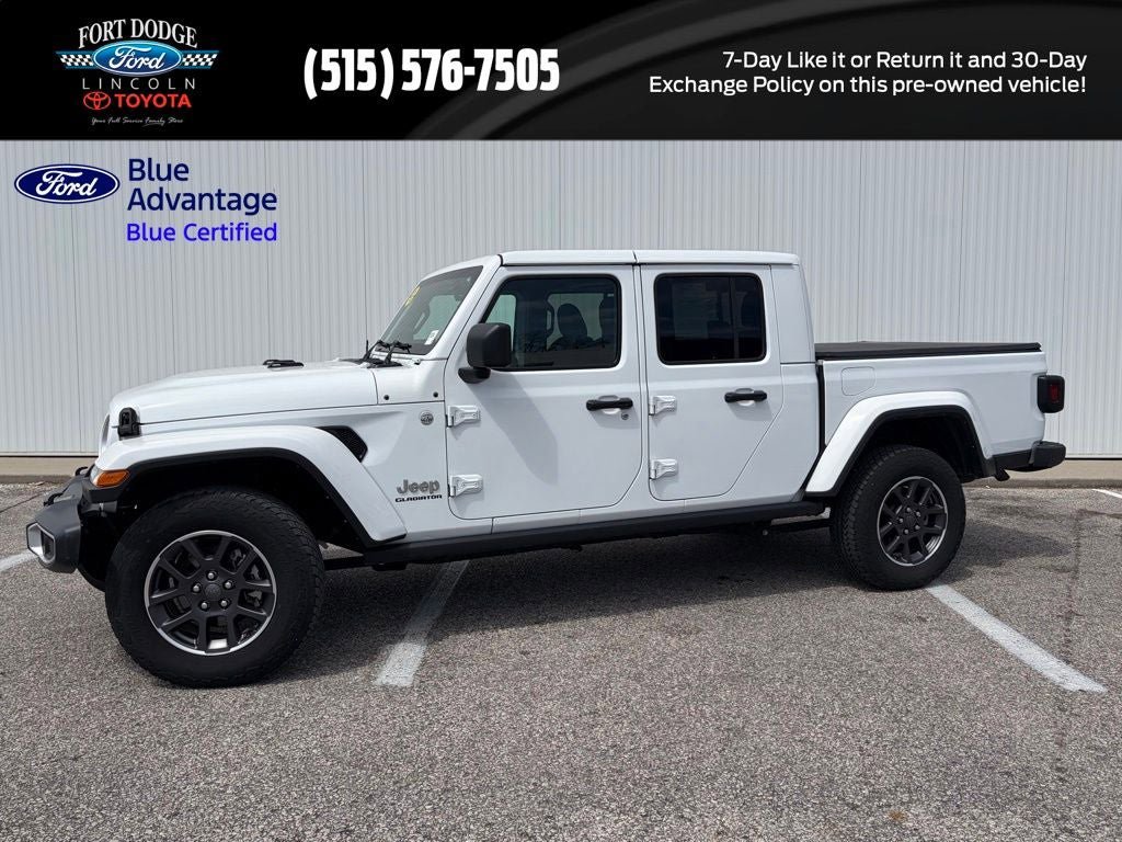 Used 2022 Jeep Gladiator Overland w/ Cold Weather Group AWD/4WD image 1