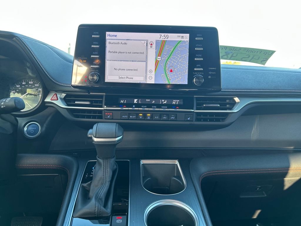 Used 2023 Toyota Sienna XSE image 26