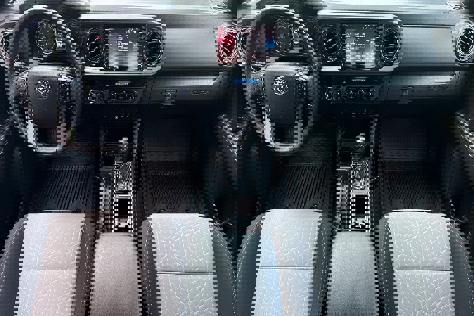 Used 2023 Toyota Tacoma TRD Off-Road AWD/4WD image 9