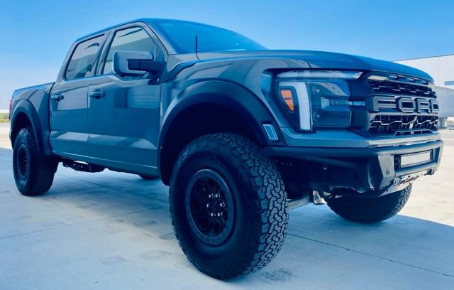 Certified 2025 Ford F150 Raptor AWD/4WD image 3