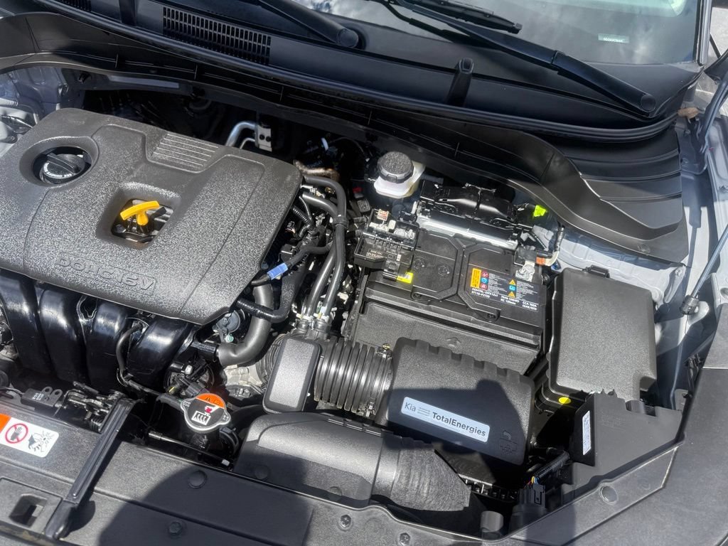 Used 2025 Kia Soul LX w/ LX Technology Package FWD image 51