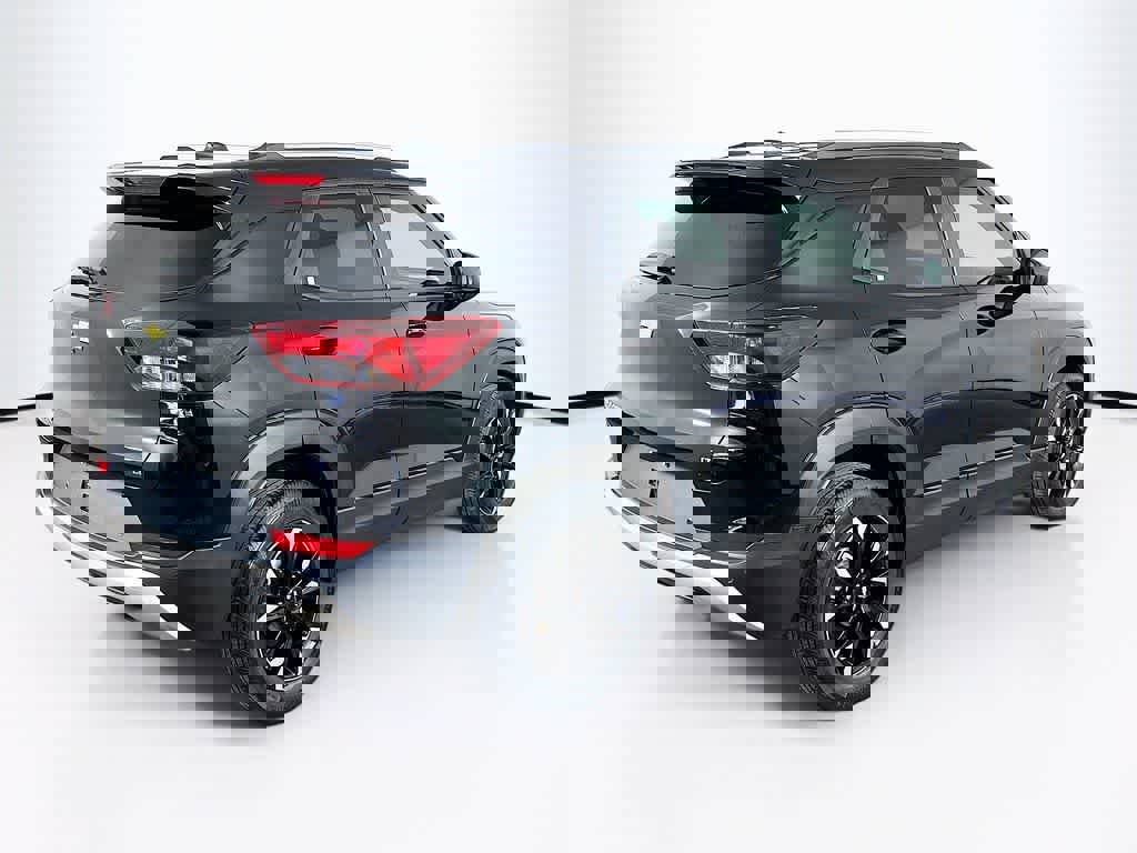 Used 2023 Chevrolet TrailBlazer LT w/ Convenience Package image 5